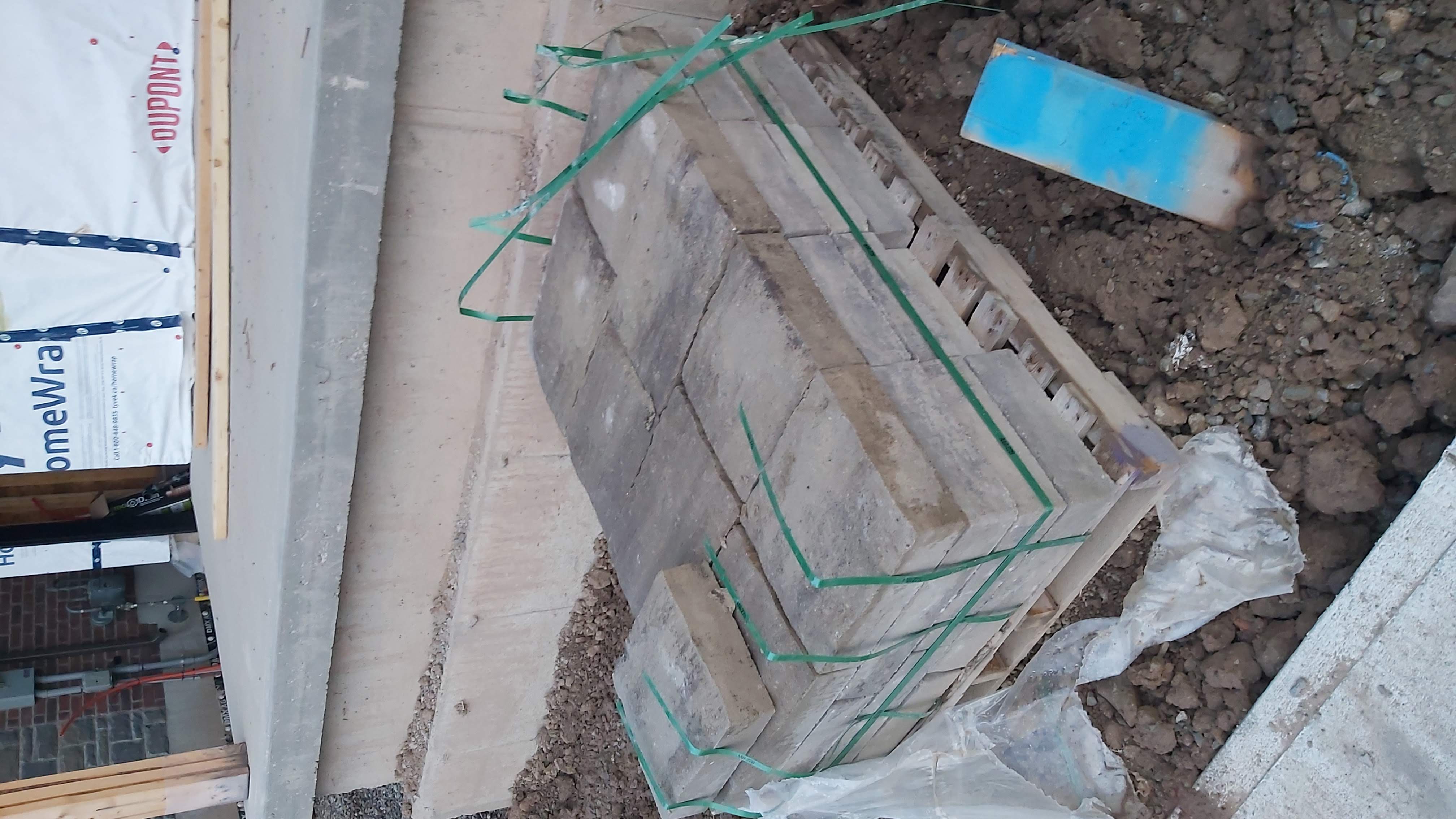 Stone veneer materials on a masonry job site in Scarborough, GTA